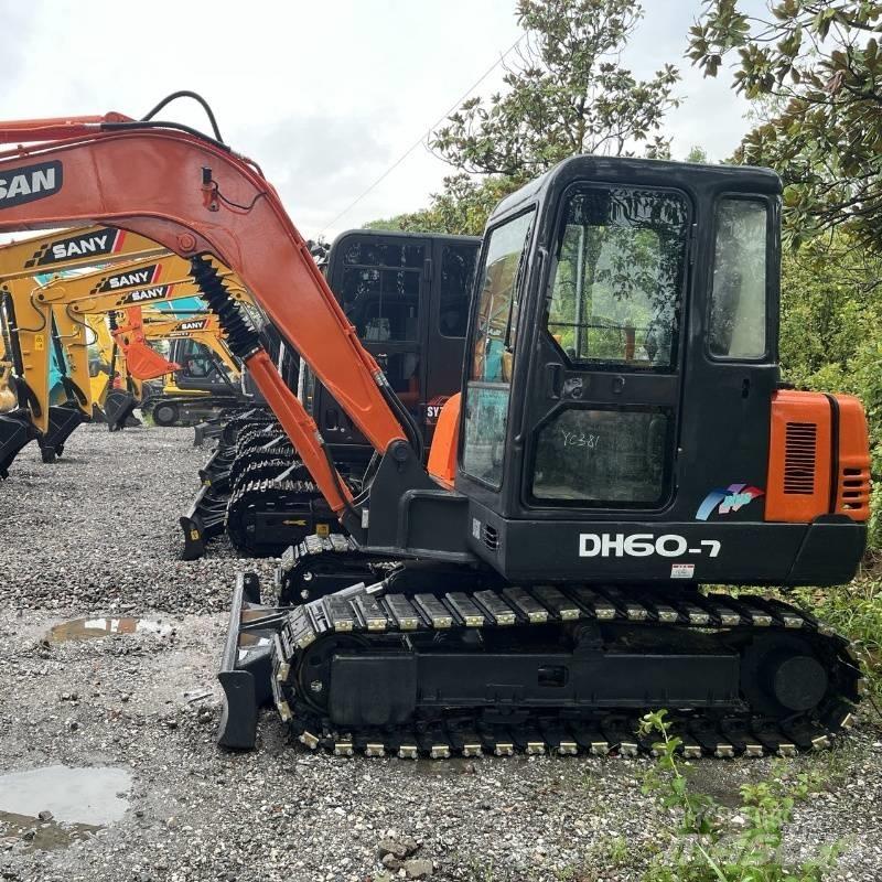 Doosan DH 60 حفارات صغيرة أقل من 7 طن (حفارات صغيرة)