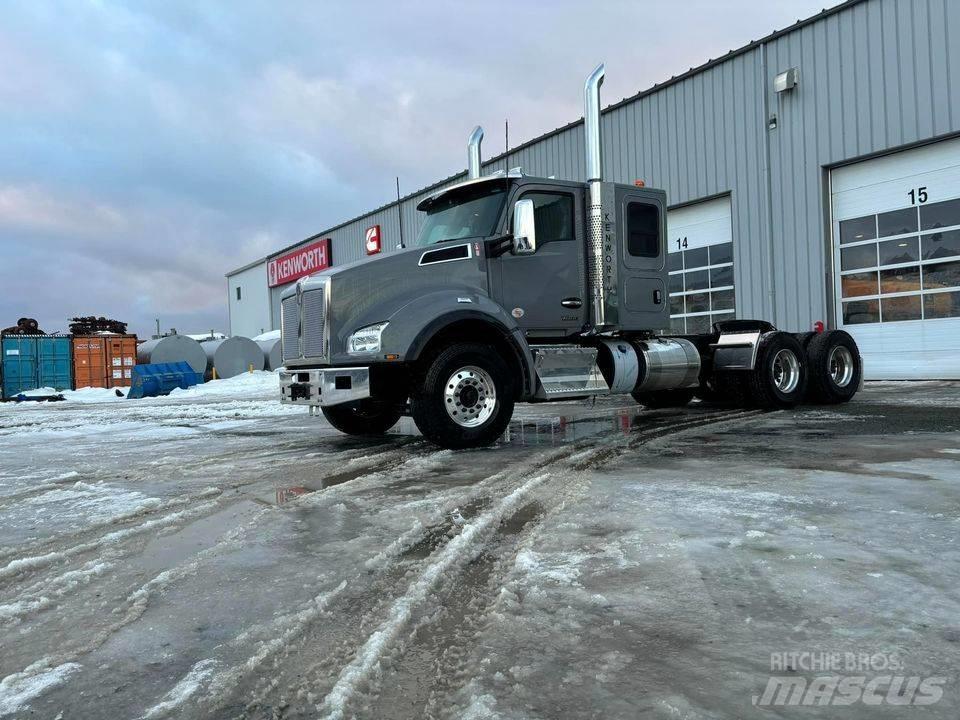 Kenworth T 880 وحدات الجر