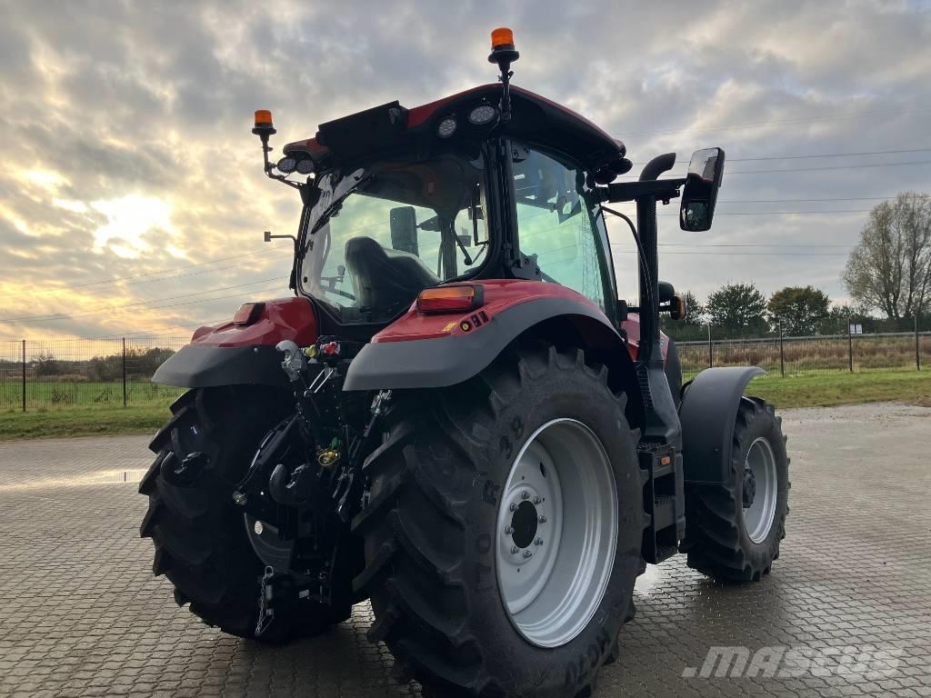 Case IH Maxxum 125 الجرارات
