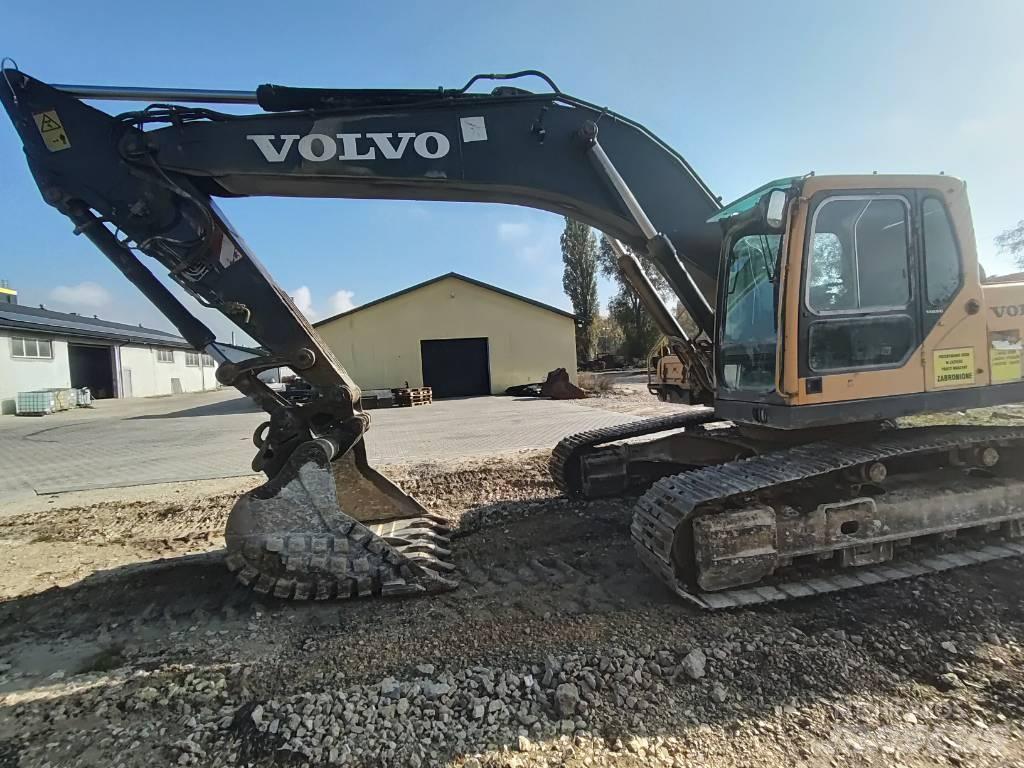 Volvo EC 290 B LC حفارات زحافة