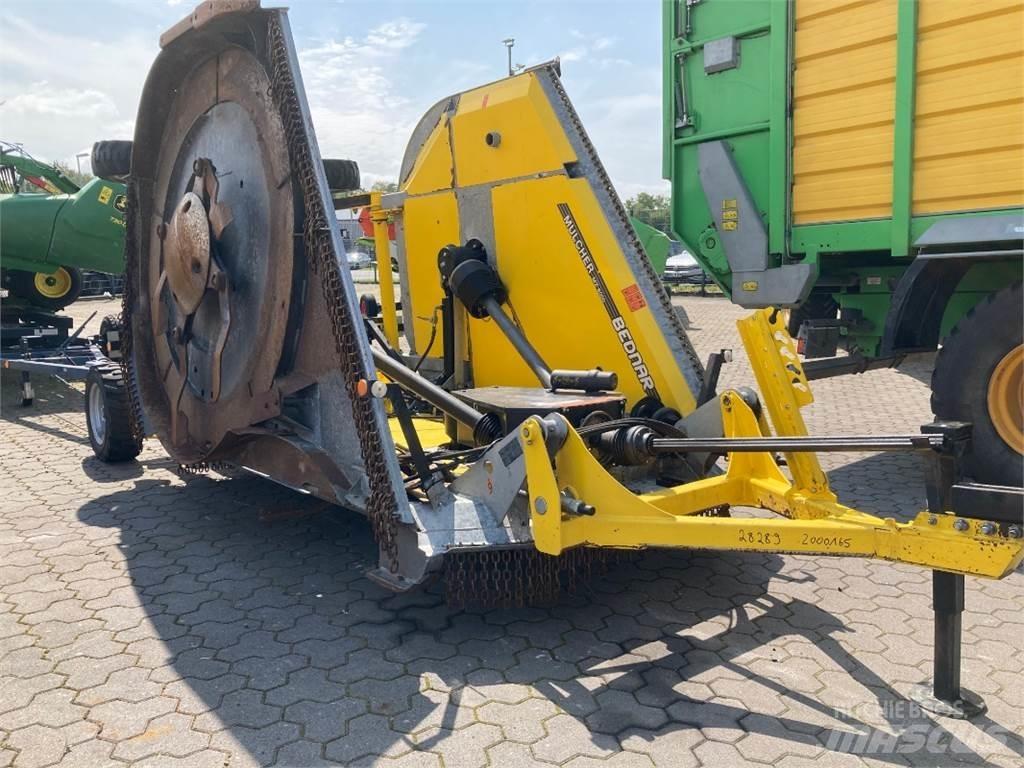 Bednar MZ 6000 ماكينات أخرى لتجهيز الأراضي