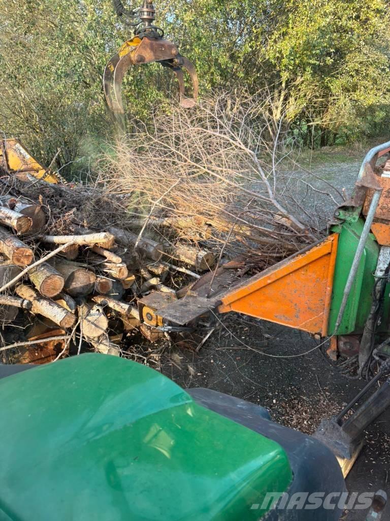 Heizohack HM 8-400 ماكينات تقطيع أخشاب الحراجة