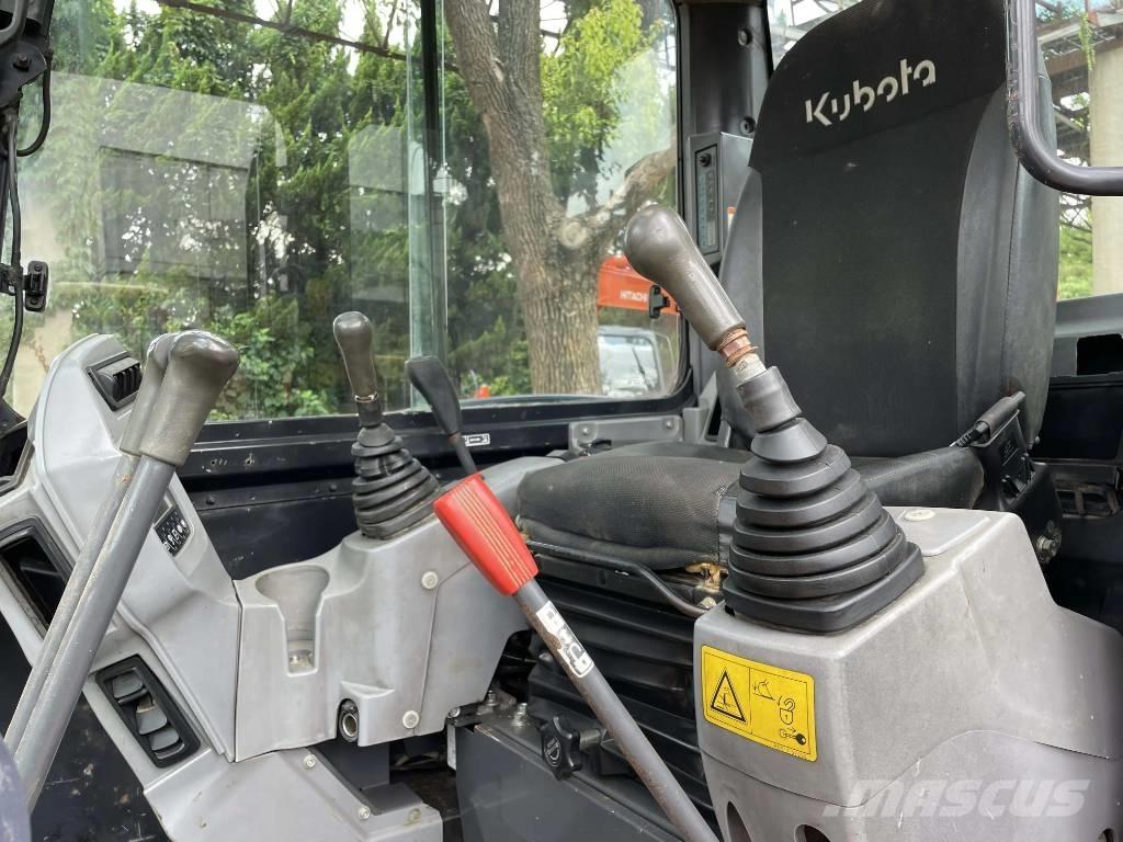 Kubota KX165-5 حفارات صغيرة أقل من 7 طن (حفارات صغيرة)