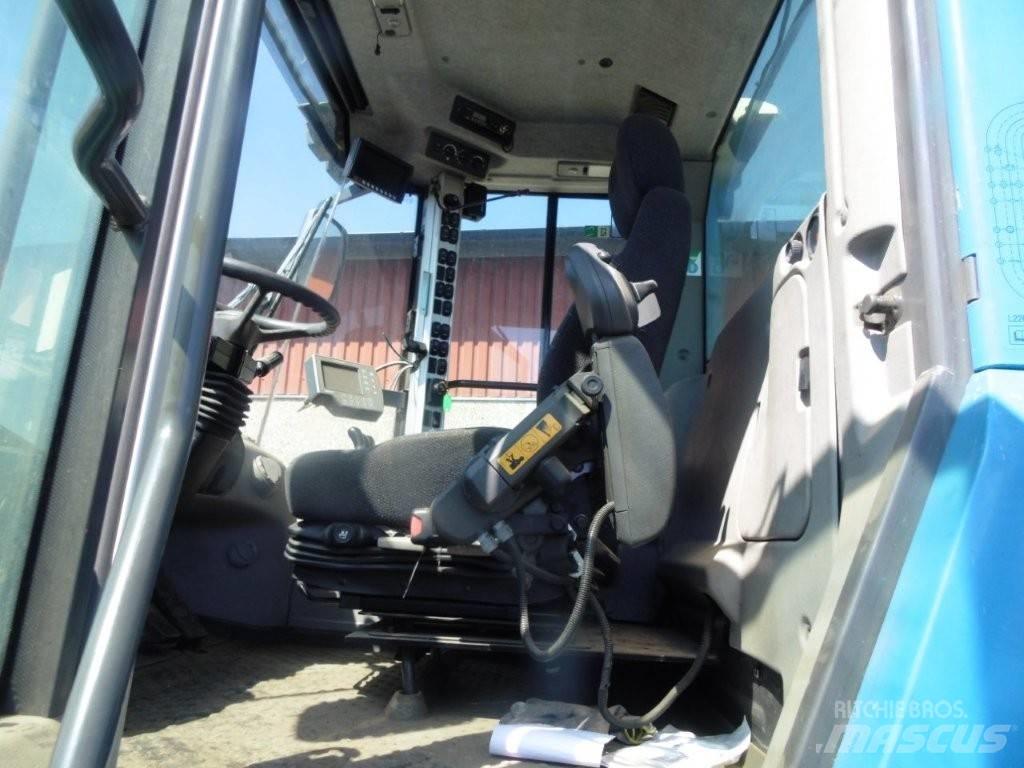 Volvo L 220 G لوادر بعجل