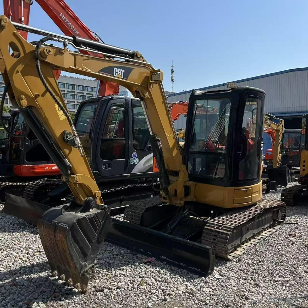 CAT 305 CR حفارات زحافة