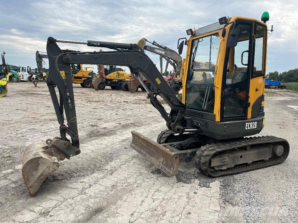 Volvo ECR 28 حفارات صغيرة أقل من 7 طن (حفارات صغيرة)