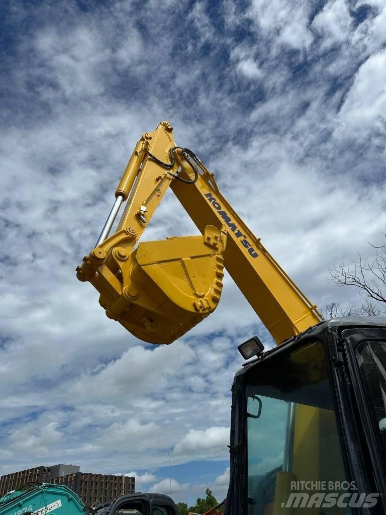 Komatsu PC 78 US حفارات زحافة