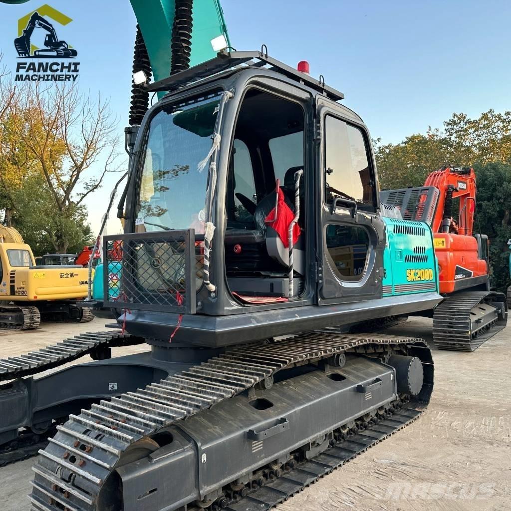 Kobelco SK 200 حفارات زحافة