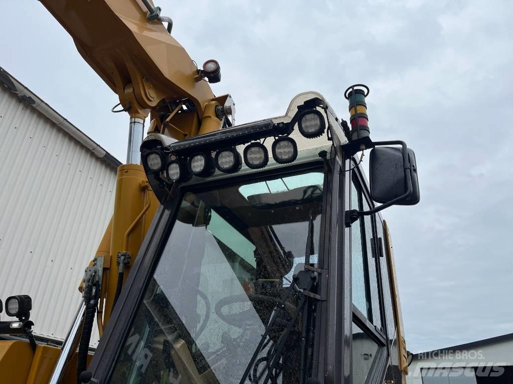 Hydrema M1600C Rail حفارات بعجل