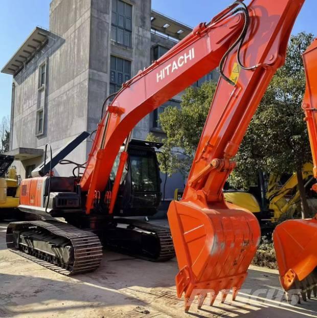 Hitachi ZX200 حفارات زحافة