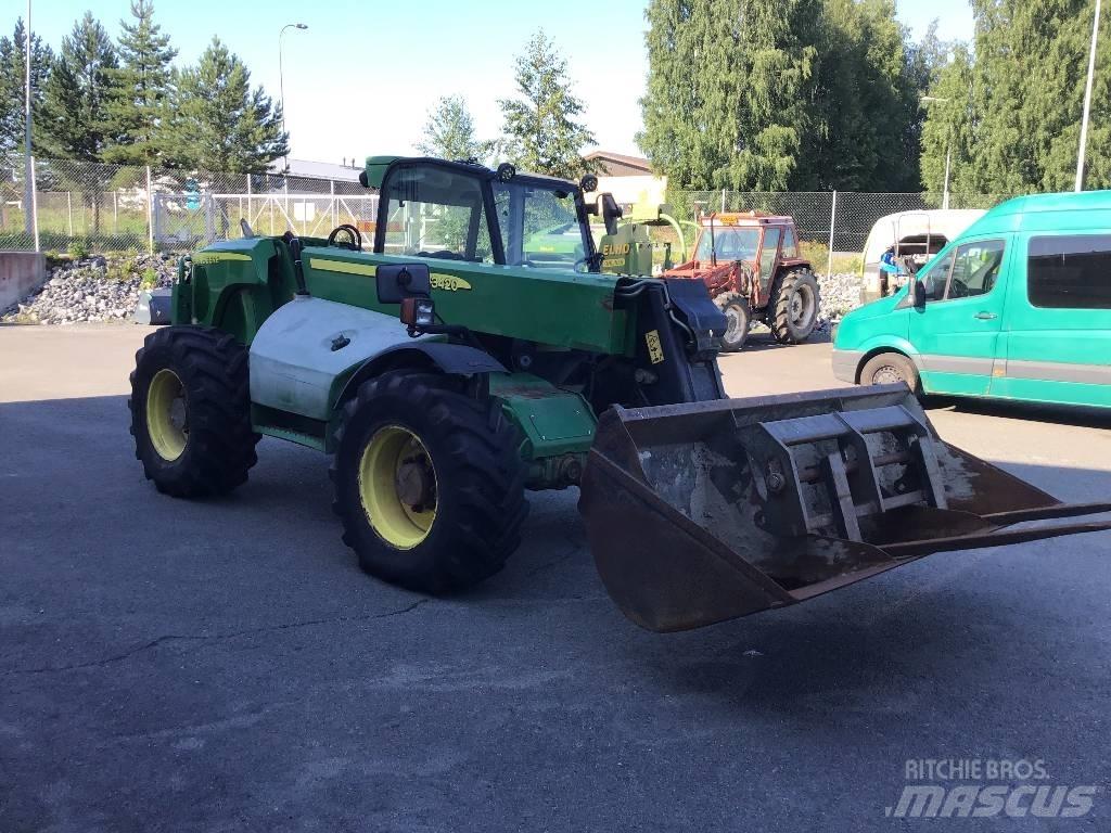 John Deere 3420 معدات مناولة لأغراض الزراعة