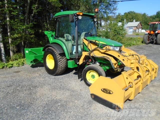 John Deere 4066 R الجرارات