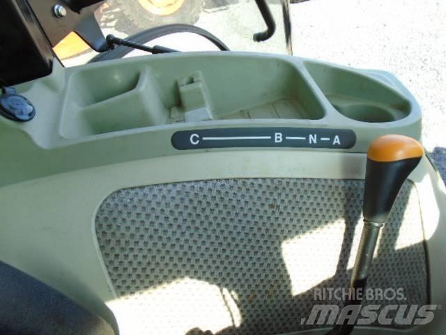 John Deere 4066 R الجرارات
