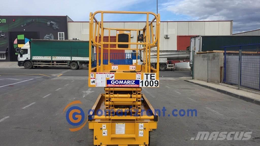 Haulotte Compact 12 رافعات مقصية الشكل