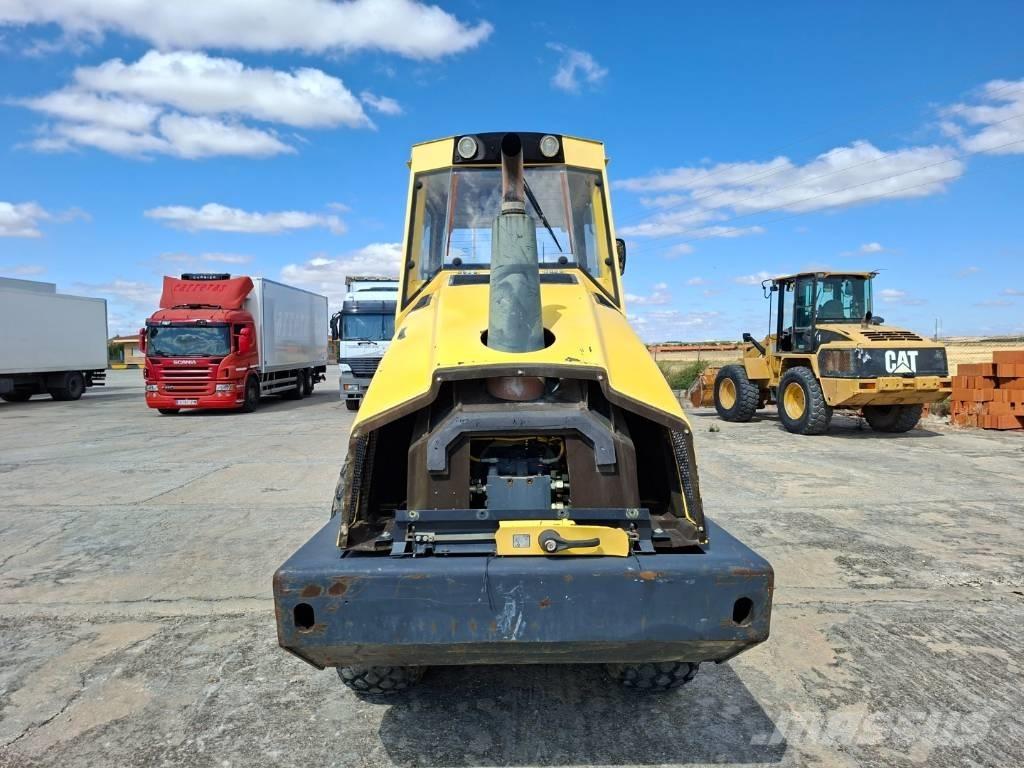 Bomag BW 177 D H-4 مداحل أحادية الأسطوانة