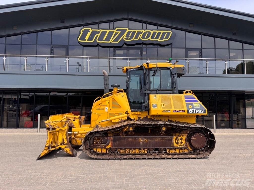 Komatsu D61PXi-24EO بلدوزرات مجنزرة
