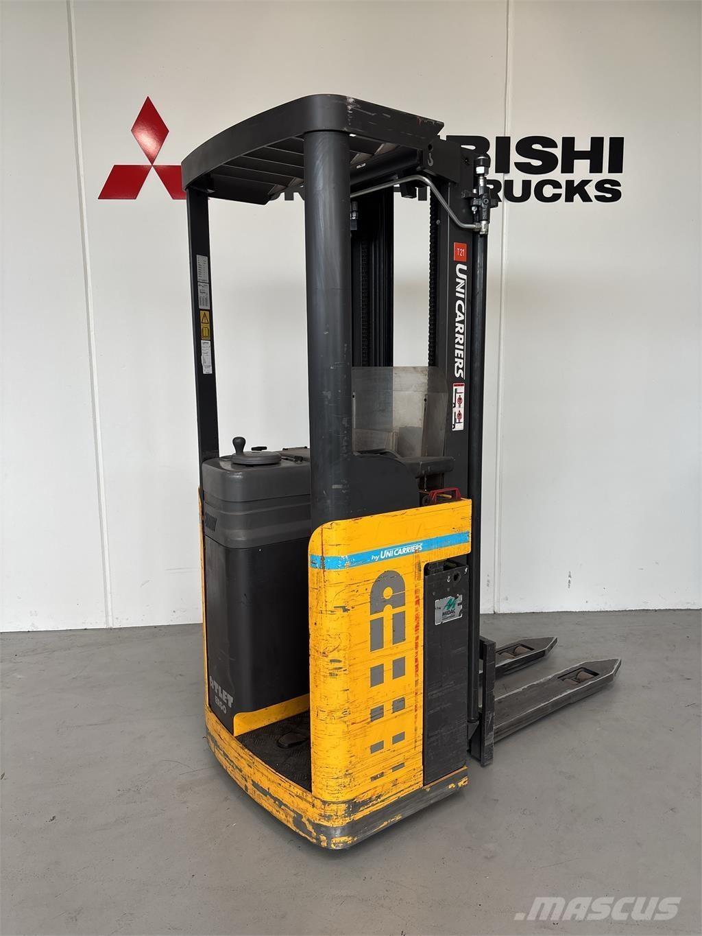 Atlet A160 شاحنات مناولة ذاتية الدفع