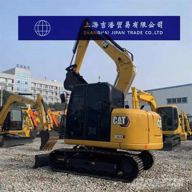 CAT 307 E حفارات وسط 7 طن - 12 طن