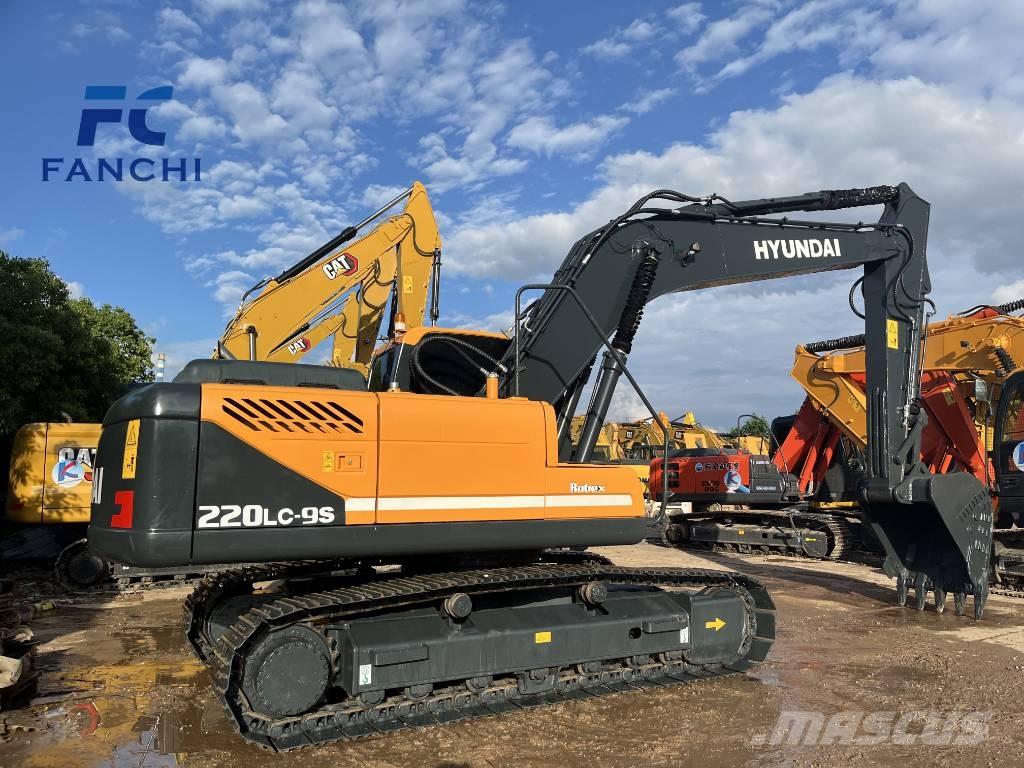 Hyundai 220LC-9S حفارات زحافة