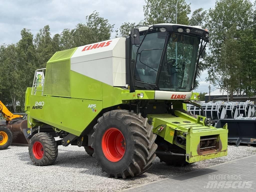 Claas Avero 240 حصادات