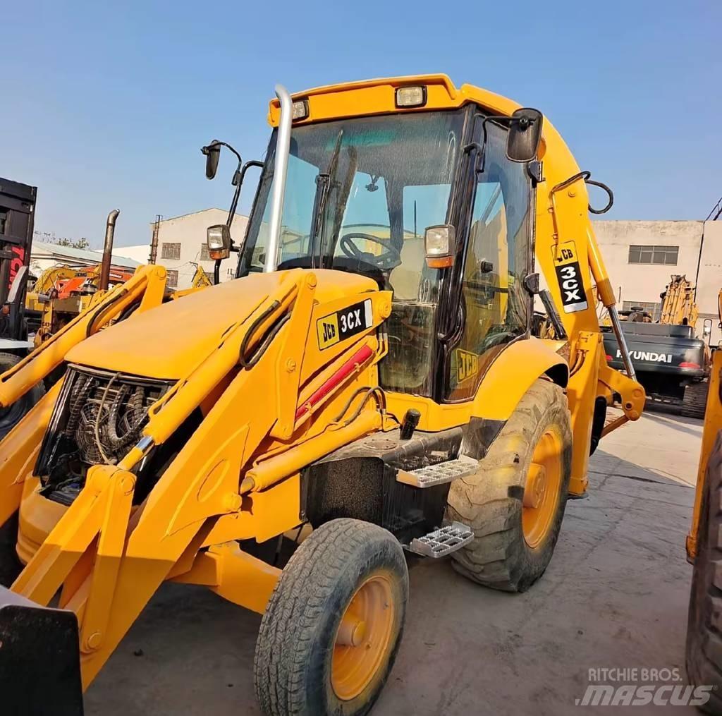 JCB 3 CX لوادر ذات جرافات عكسية