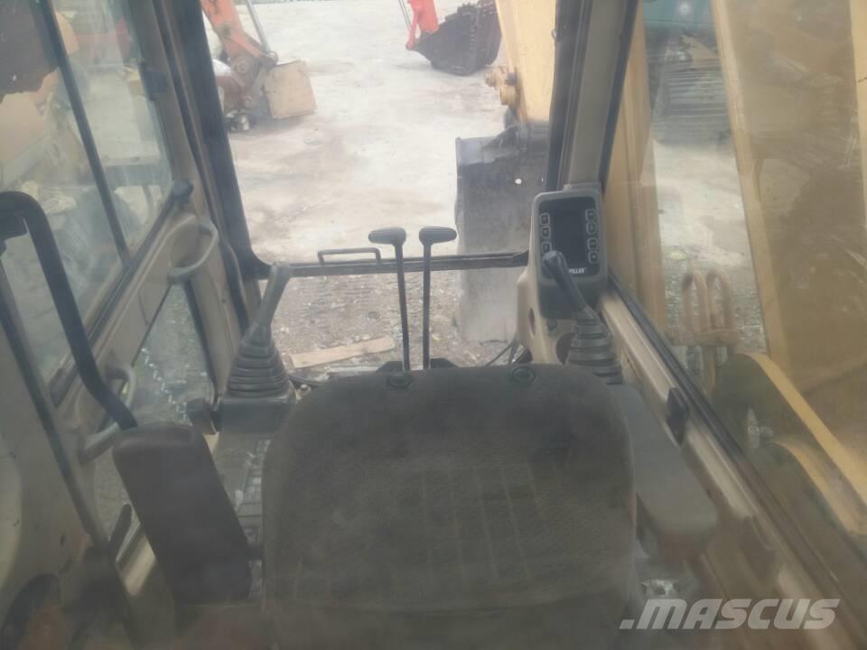 CAT 325 B حفارات زحافة