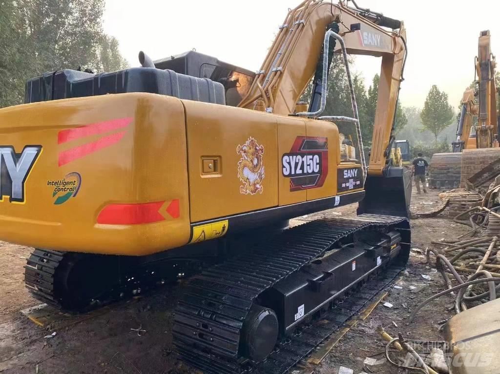 Sany SY 215 C حفارات زحافة