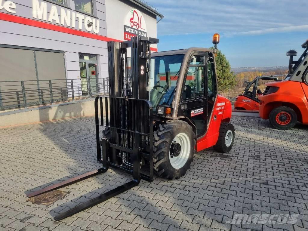 Manitou MH 25.4 T شاحنات الطرق الوعرة