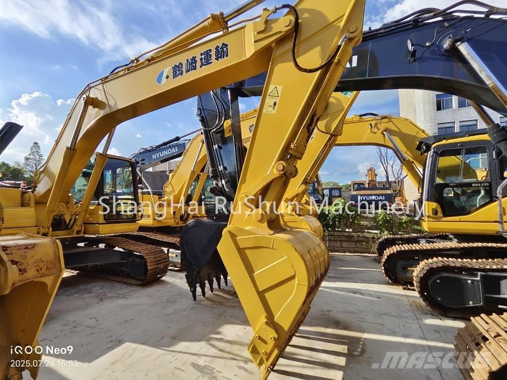 Komatsu 200-8 حفارات زحافة