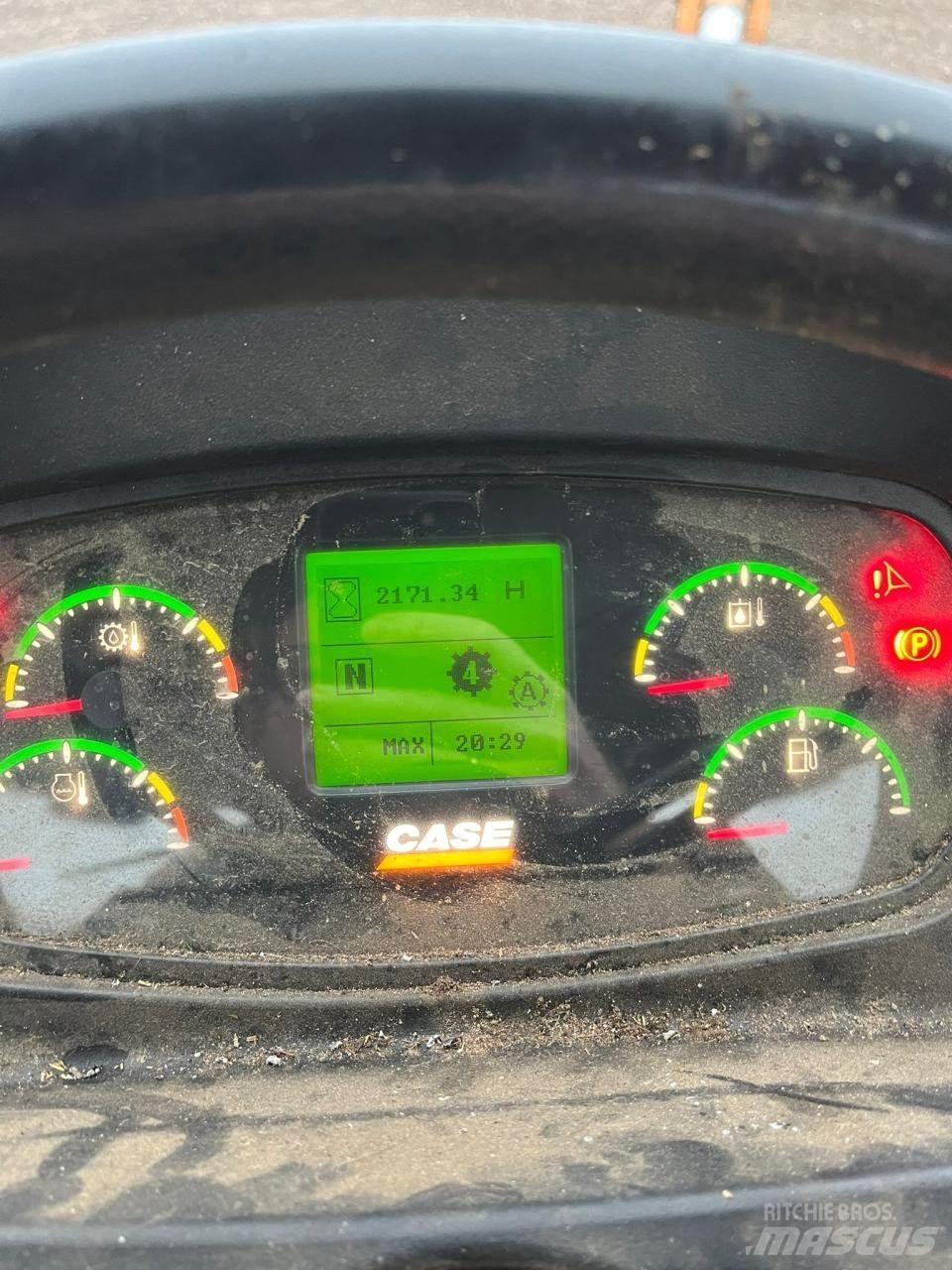 Case IH 821E لوادر بعجل