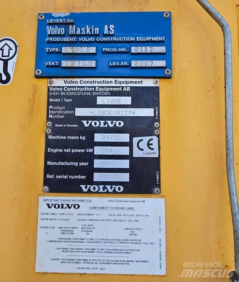 Volvo L 180 E لوادر بعجل