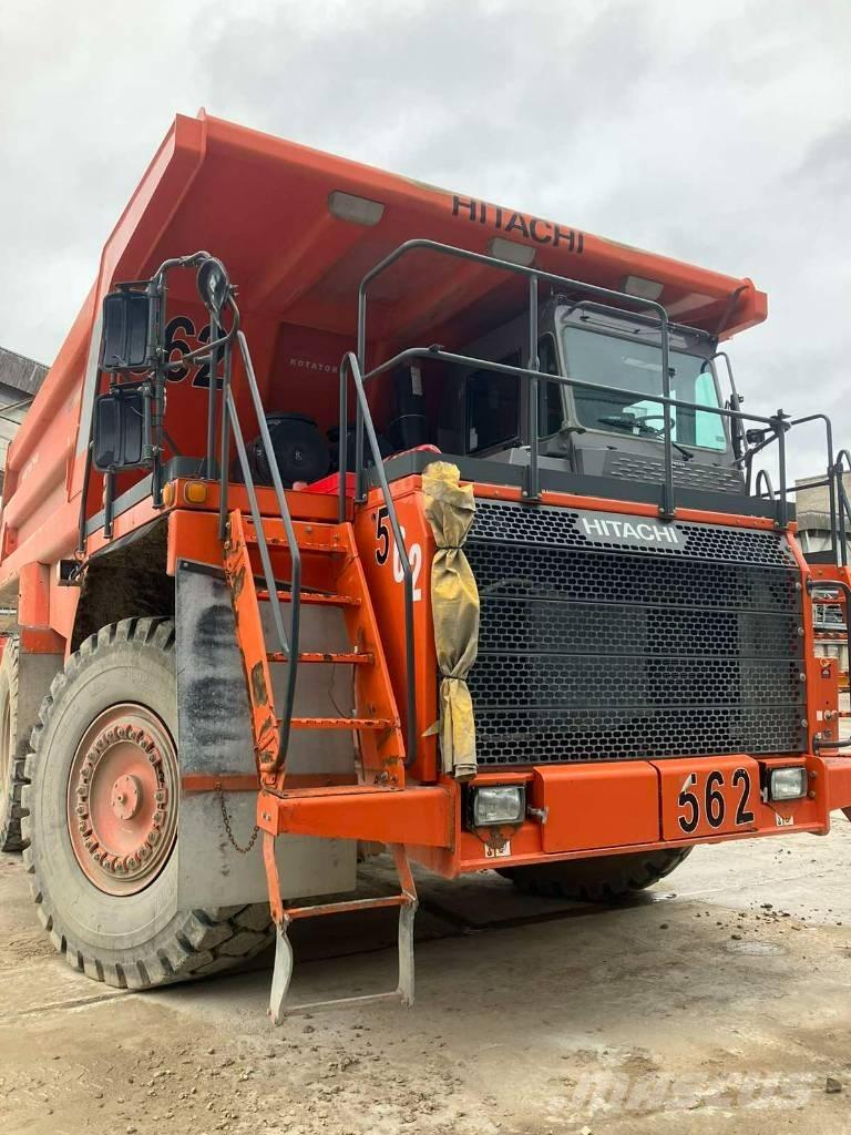 Hitachi EH 1100-5 شاحنات المخلفات الصلبة