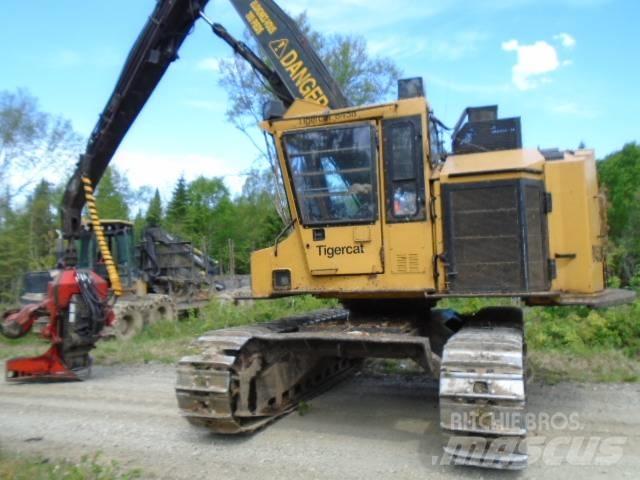 Tigercat 845B قاطعات وجامعات الأشجار
