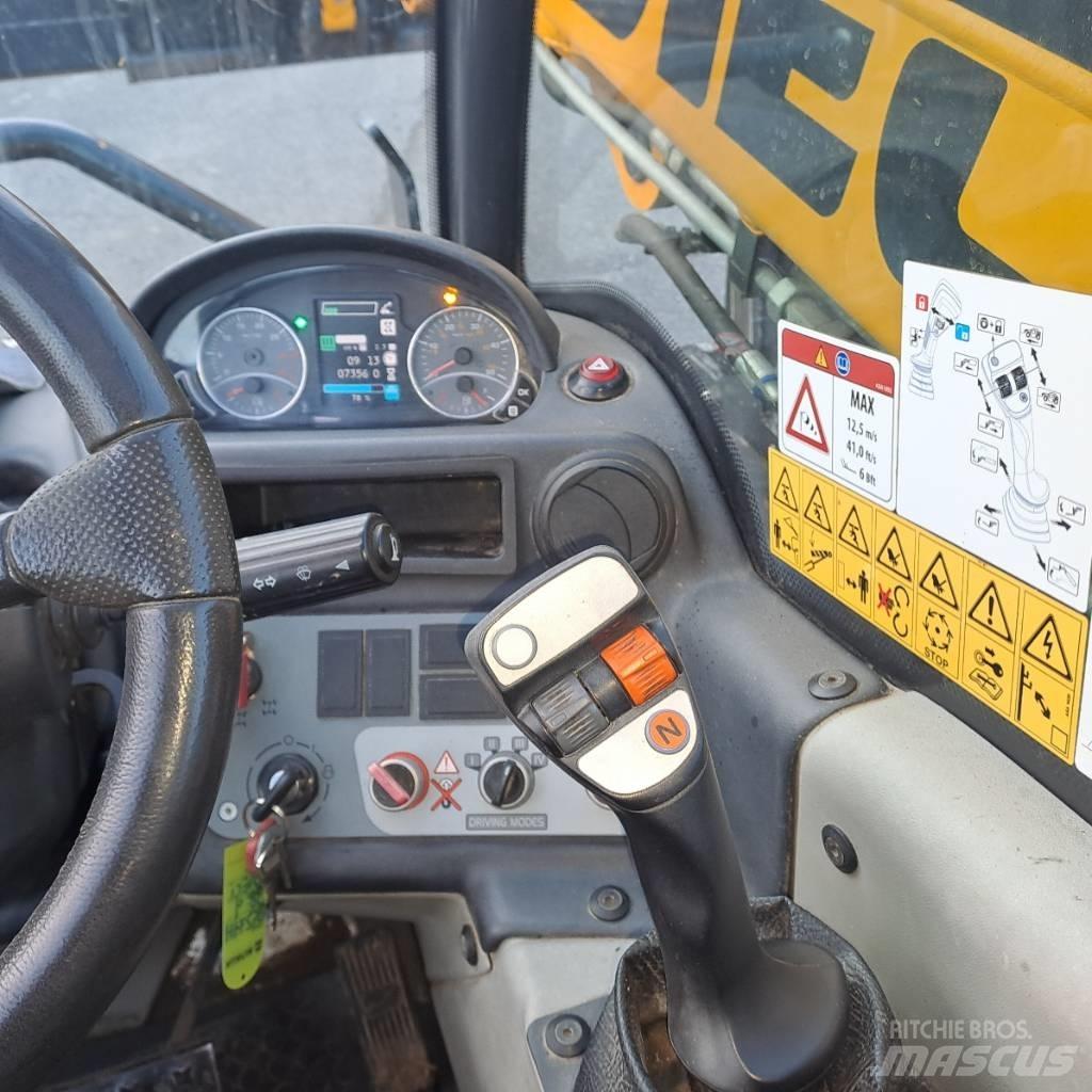 Dieci 38.9 AGRIPLUS معدات مناولة لأغراض الزراعة