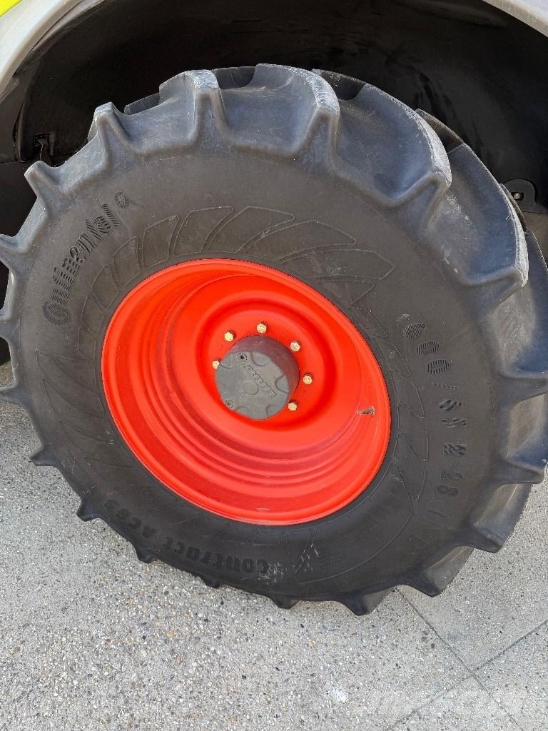 CLAAS Jaguar 960 4WD حصادات الأعلاف