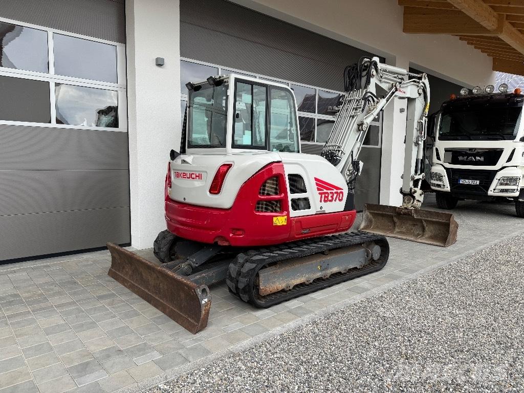 Takeuchi TB 370 حفارات صغيرة أقل من 7 طن (حفارات صغيرة)