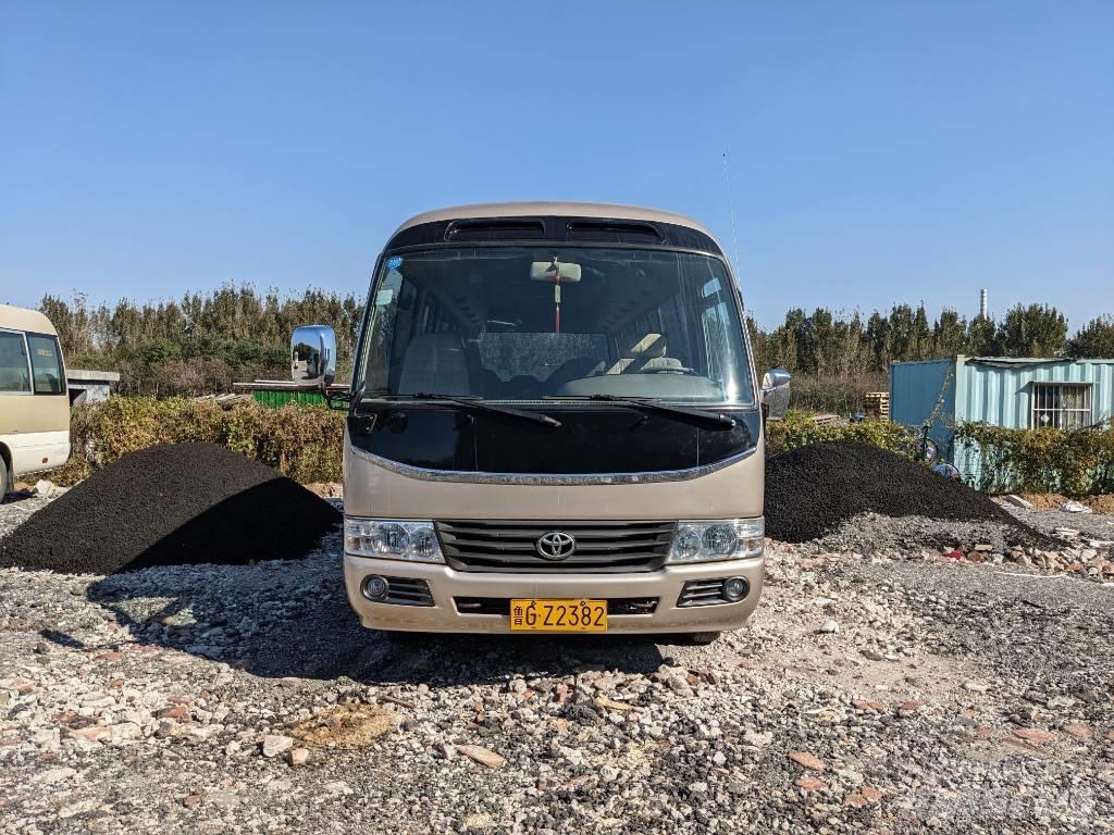 Toyota Coaster Bus حافلة صغيرة