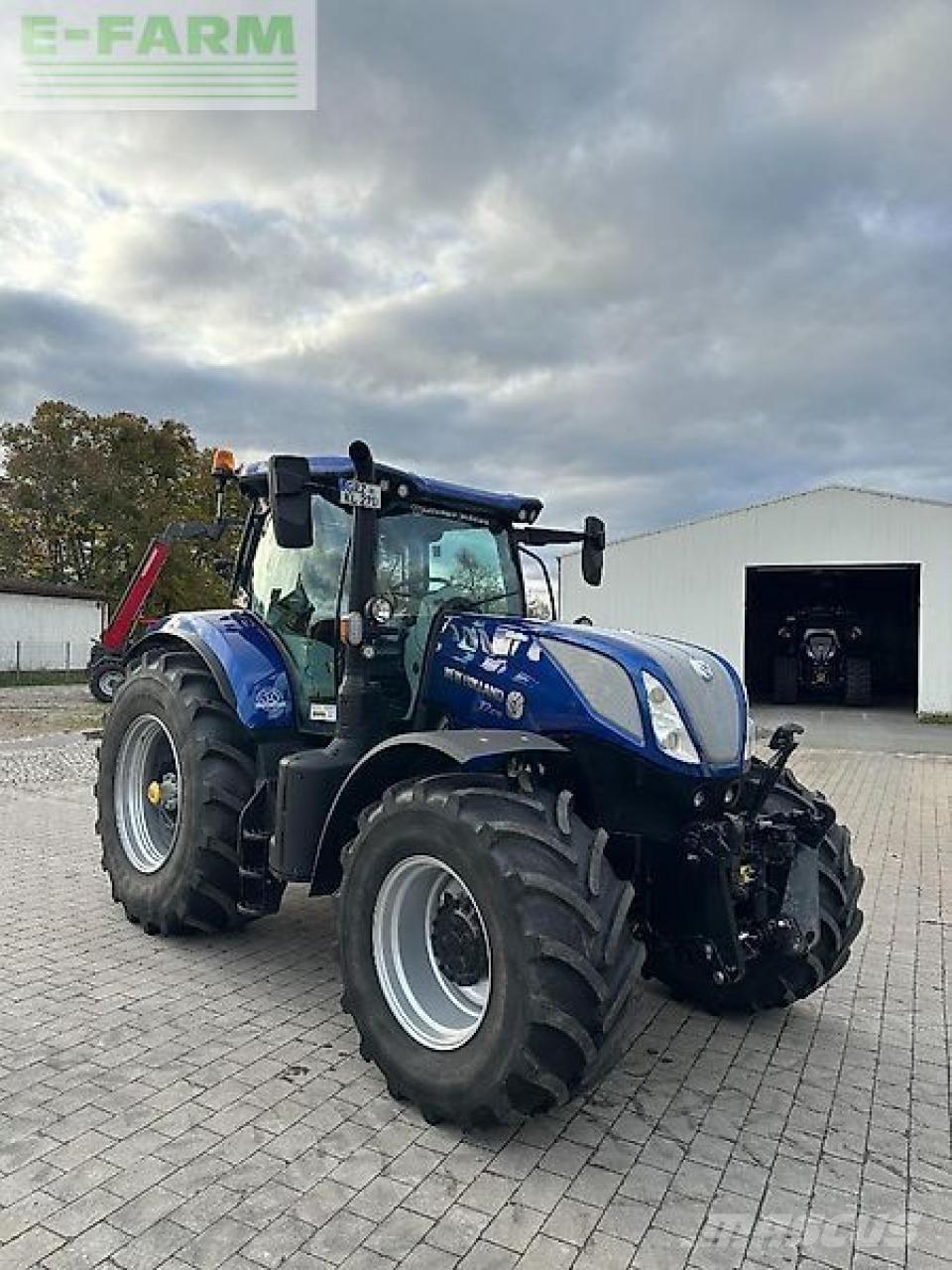New Holland t7.270 الجرارات