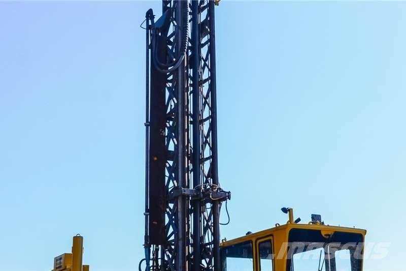Atlas Copco DM30 معدات الثقب السطحي