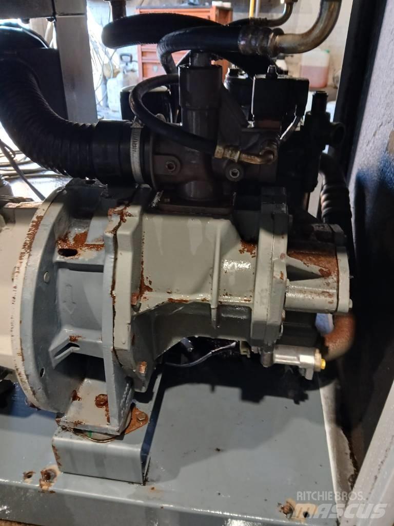 Atlas Copco GA 22 FF مكابس