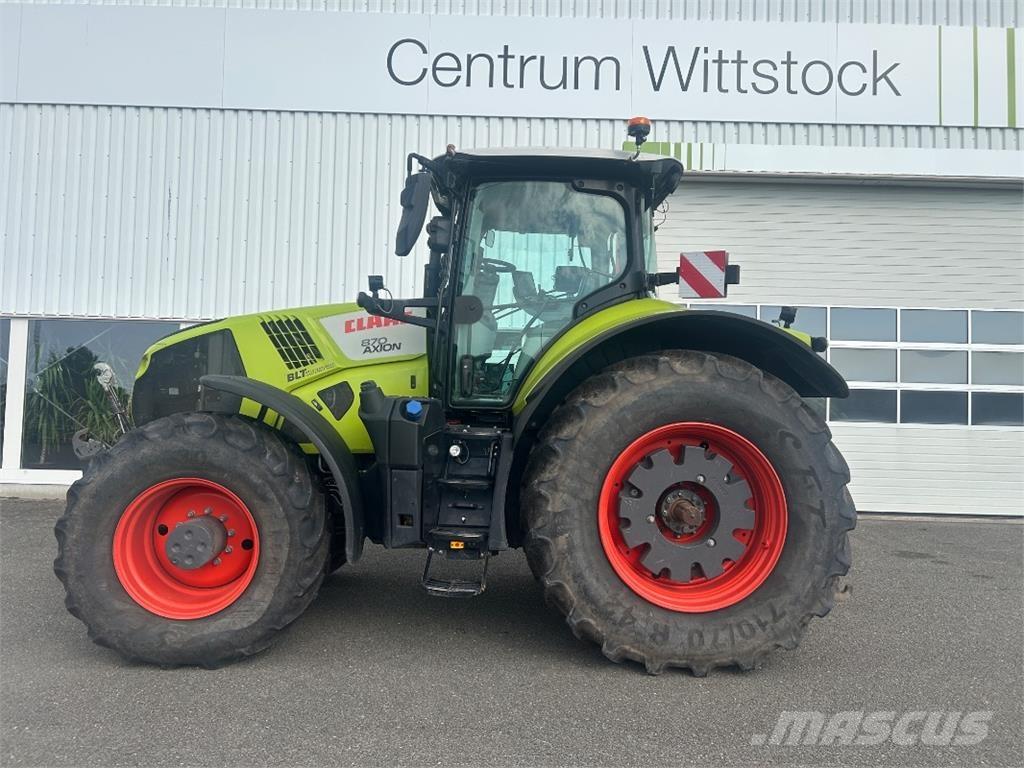 CLAAS Axion 870 الجرارات