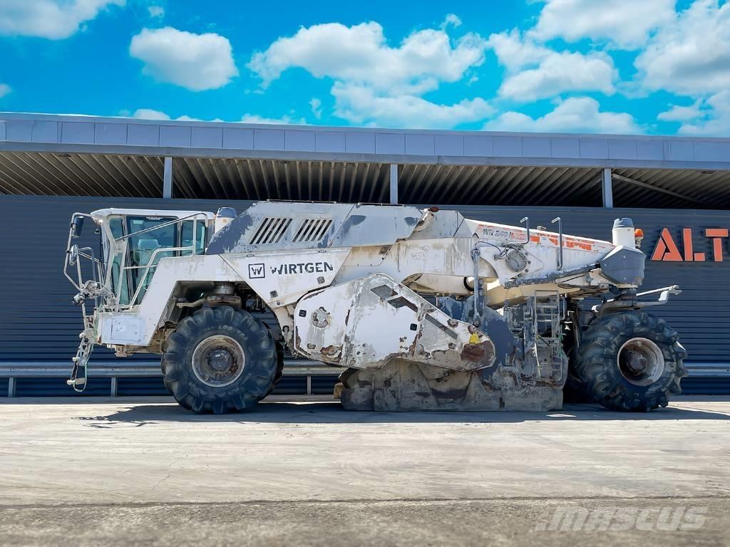 Wirtgen WR 240I معدات إعادة تدوير الأسفلت