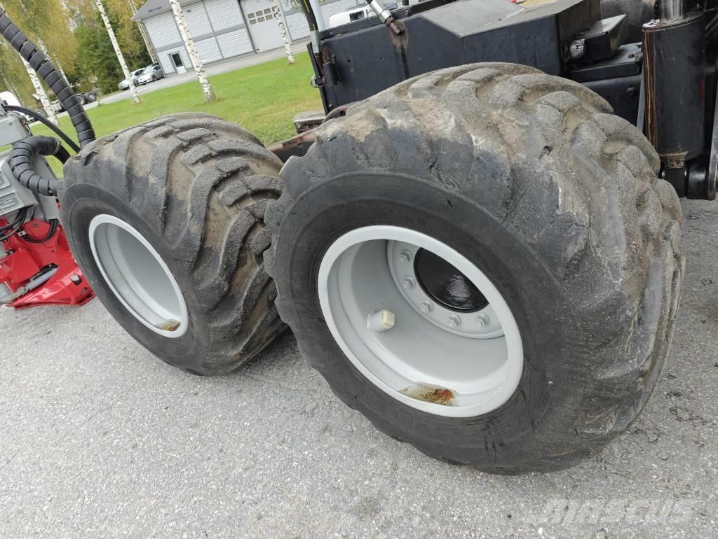 Komatsu 901 TX.1 حصادات