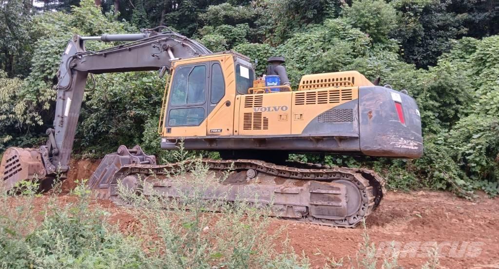Volvo EC 360 عربات نقل قلابة للمواقع