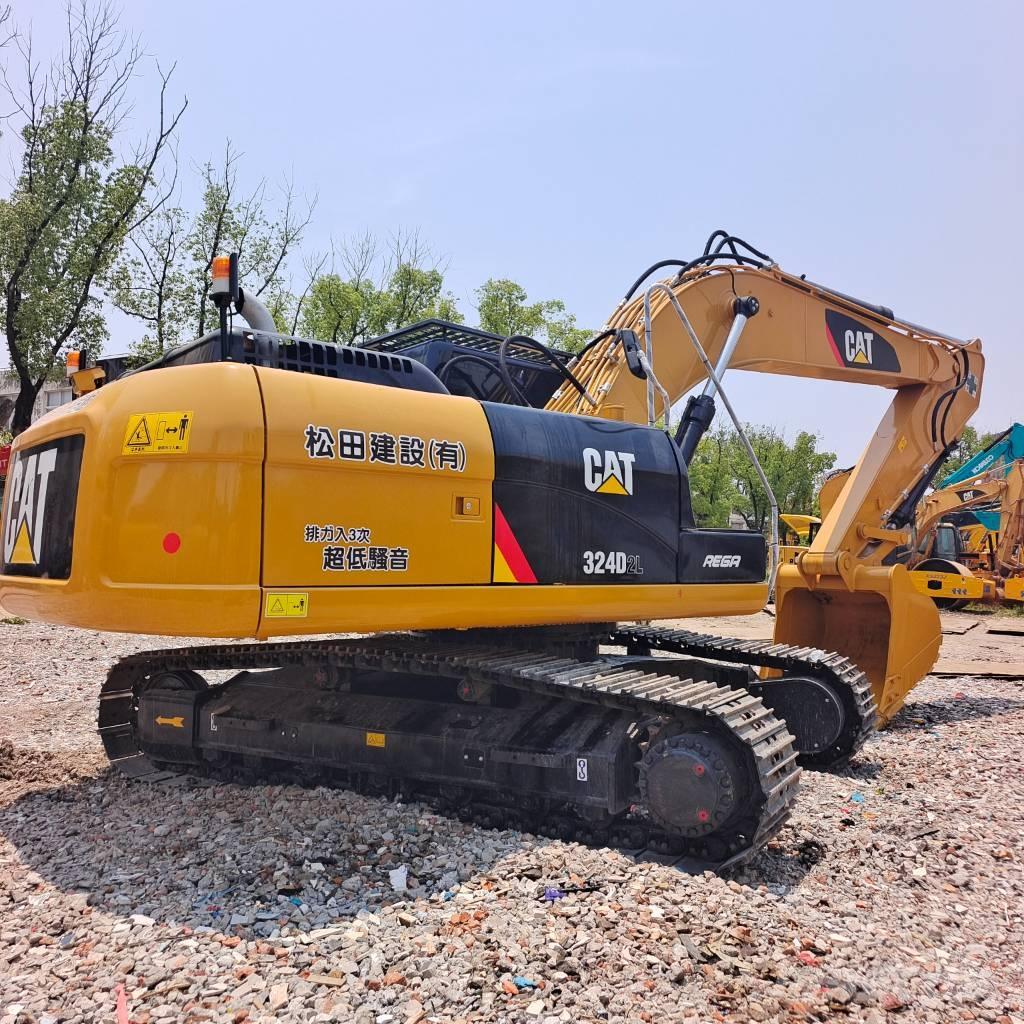 CAT 324 D L حفارات زحافة