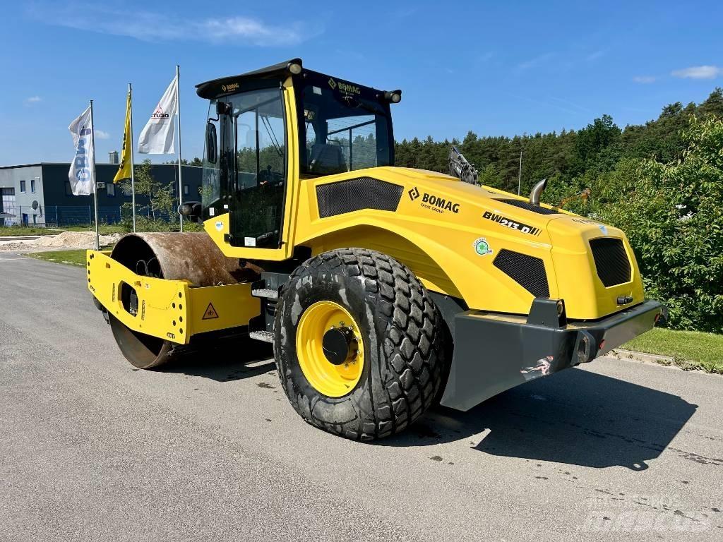 Bomag BW 213 D-5 مداحل متنوعة