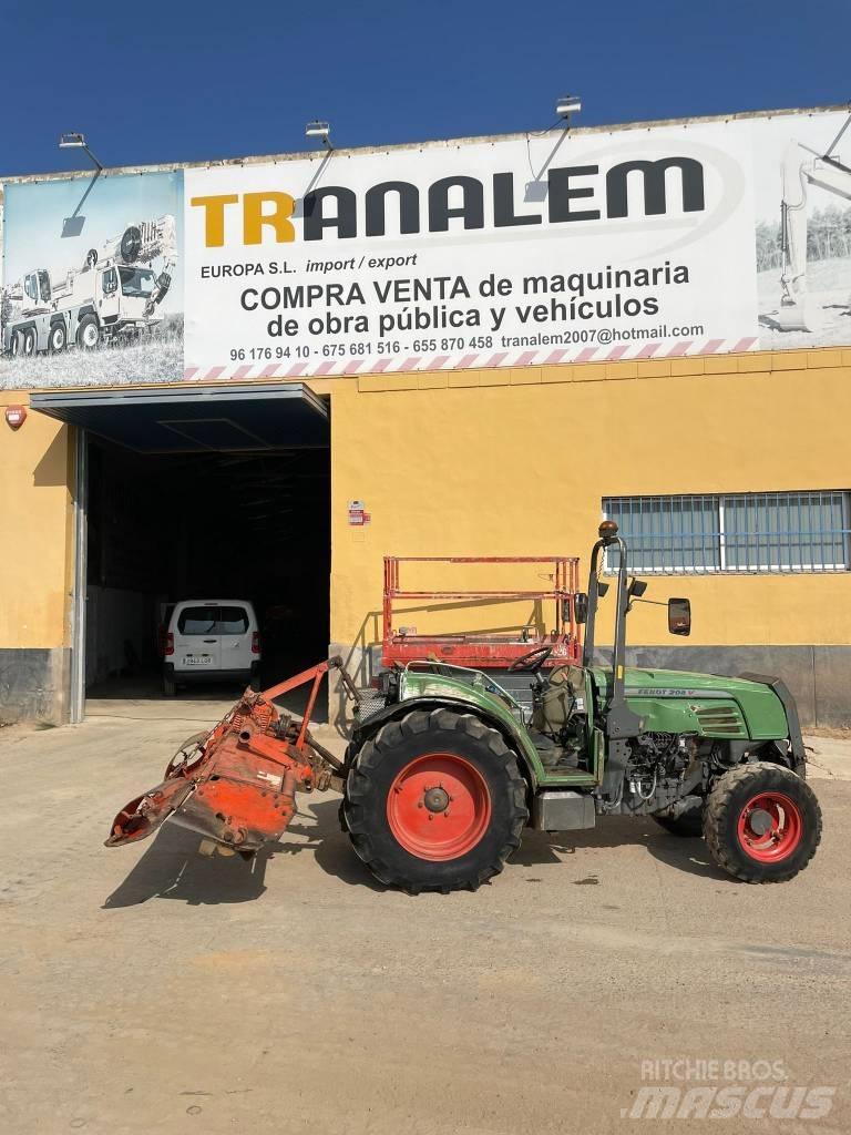 Fendt 208 S الجرارات