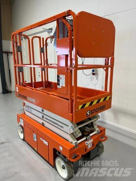 Snorkel S 3219 E رافعات مقصية الشكل