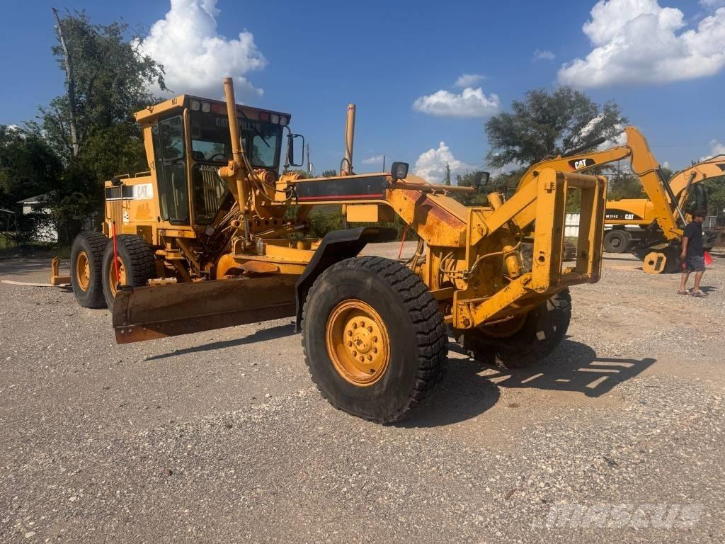 CAT 140 H معدات تمهيد الطرق