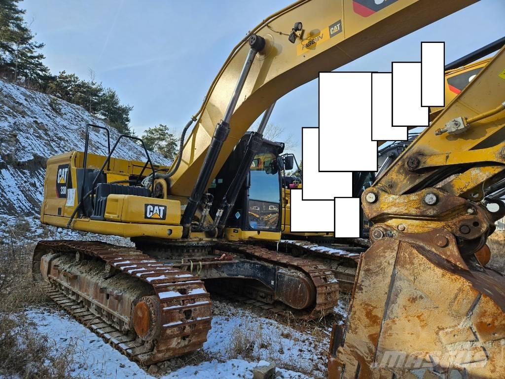CAT 330 حفارات زحافة